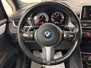 BMW 220d xDrive Active Tourer 190PS M-Sport Steptronic | RF-Kamera | Head-Up-Display | Komfortzugang | Leder | Driving Assistant |