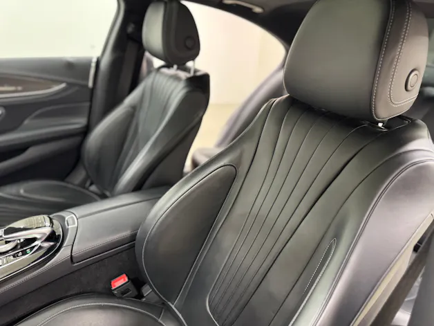 Mercedes-Benz CLS 400 d AMG Line 4Matic Grafitgrau 9G-Tronic | 360° Kamera | Glasdach | Carbon Paket | Widescreen Cockpit | Keyless Go |