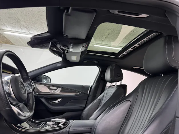 Mercedes-Benz CLS 400 d AMG Line 4Matic Grafitgrau 9G-Tronic | 360° Kamera | Glasdach | Carbon Paket | Widescreen Cockpit | Keyless Go |
