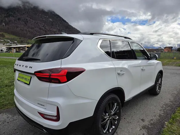 KGM -SsangYong Rexton RX 2.2 CRDi White Pearl Edition