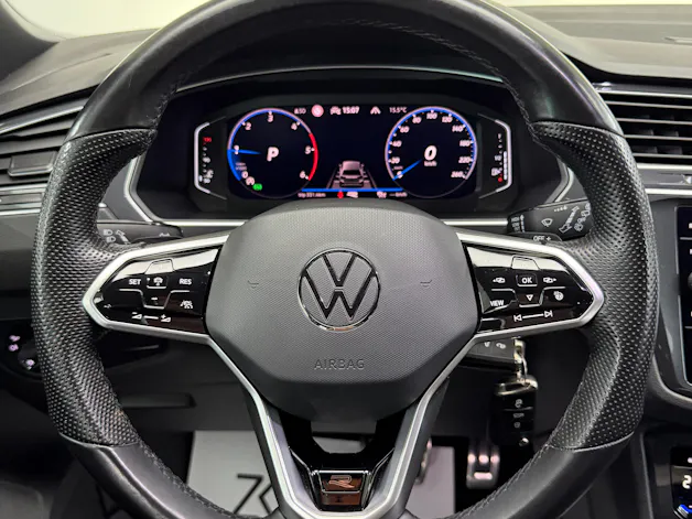 VW Tiguan 2.0 TDI SCR R-Line 200PS NIGHTSHADE BLUE 4Motion DSG / RF-Kamera / Leder / Standheizung / AHK-Schwenkbar /
