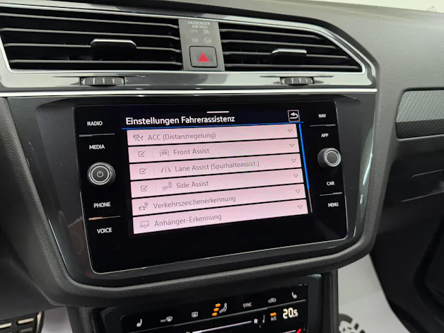 VW Tiguan 2.0 TDI SCR R-Line 200PS NIGHTSHADE BLUE 4Motion DSG / RF-Kamera / Leder / Standheizung / AHK-Schwenkbar /