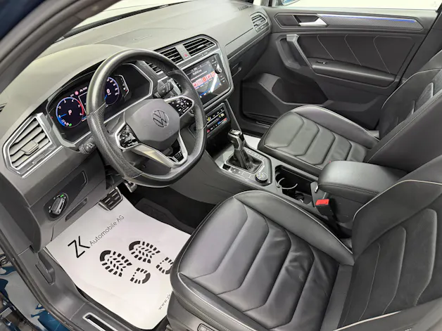 VW Tiguan 2.0 TDI SCR R-Line 200PS NIGHTSHADE BLUE 4Motion DSG / RF-Kamera / Leder / Standheizung / AHK-Schwenkbar /