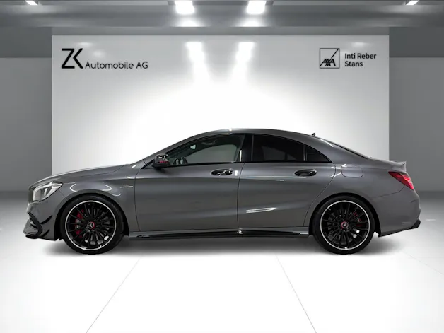 Mercedes-Benz CLA 45 AMG 381PS Mountaingray 4Matic Speedshift / RF-Kamera / Glasdach / H&K Sound / Night-Paket /