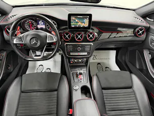 Mercedes-Benz CLA 45 AMG 381PS Mountaingray 4Matic Speedshift / RF-Kamera / Glasdach / H&K Sound / Night-Paket /