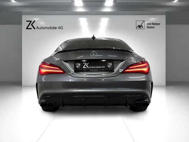 Mercedes-Benz CLA 45 AMG 381PS Mountaingray 4Matic Speedshift / RF-Kamera / Glasdach / H&K Sound / Night-Paket /