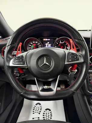 Mercedes-Benz CLA 45 AMG 381PS Mountaingray 4Matic Speedshift / RF-Kamera / Glasdach / H&K Sound / Night-Paket /