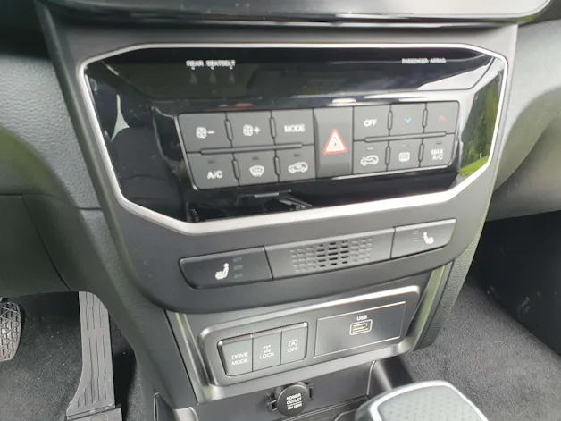 KGM -SsangYong Tivoli 1.5 Turbo 4WD Swiss+