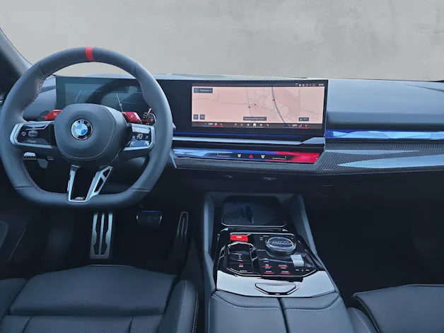 BMW M5 xDrive