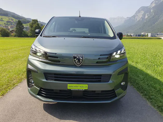 Peugeot e-Traveller Standard 75 kWh Business