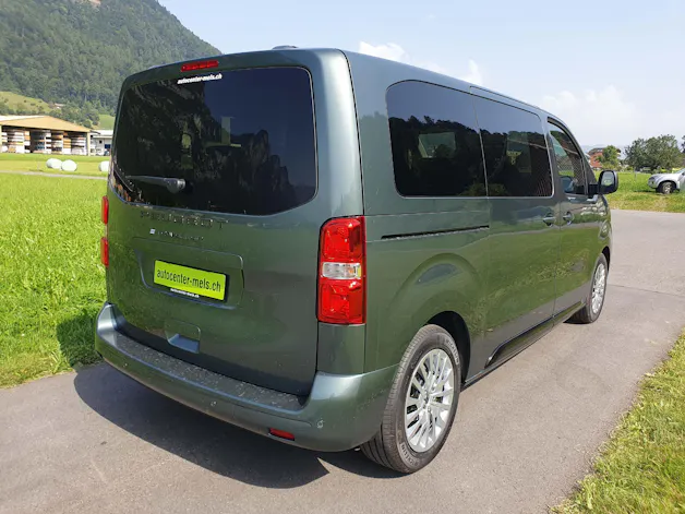 Peugeot e-Traveller Standard 75 kWh Business