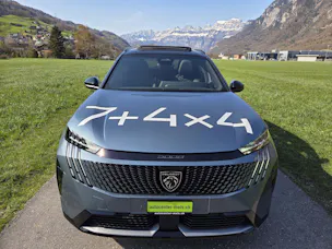Peugeot 5008 e-Launch Edition AWD