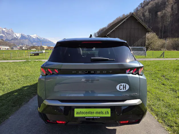 Peugeot 5008 e-Launch Edition AWD