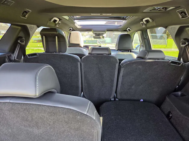Peugeot 5008 e-Launch Edition AWD