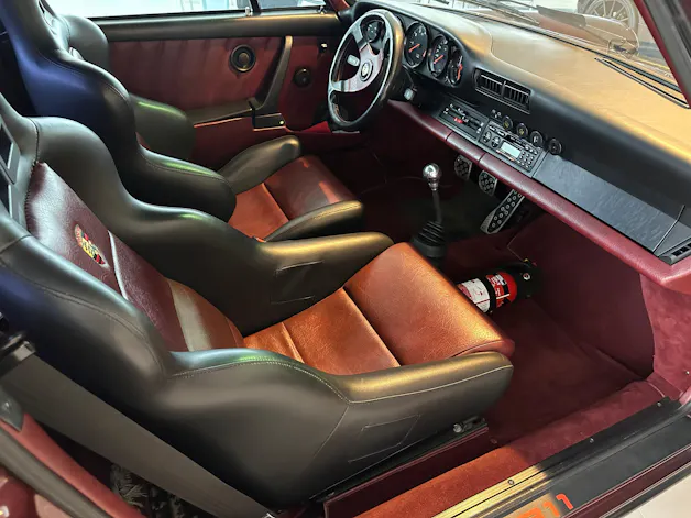 Porsche 911 Carrera