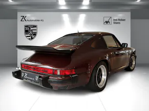 Porsche 911 Carrera