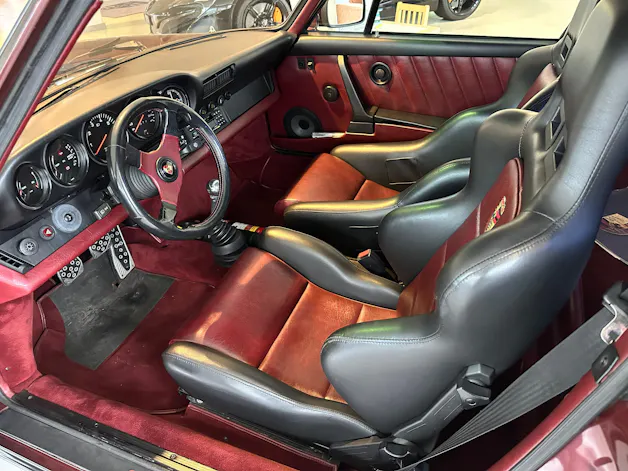 Porsche 911 Carrera