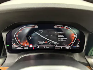 BMW 330d xDrive 48V Touring M Sport DRAVITGRAU Steptronic ★ Panoramadach ★ RF-Kamera ★ M-Ledersportsitze ★ Live Cockpit ★ AHK ★