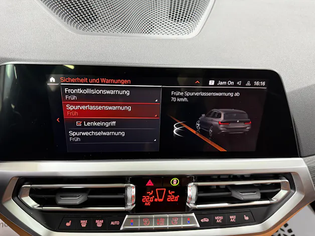 BMW 330d xDrive 48V Touring M Sport DRAVITGRAU Steptronic ★ Panoramadach ★ RF-Kamera ★ M-Ledersportsitze ★ Live Cockpit ★ AHK ★