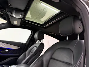 Mercedes-Benz GLC Coupé 300 AMG Line 258PS Obsidianschwarz 4Matic 9G-Tronic / Panoramadach / 360° Kamera / Leder / Head-Up-Display / Keyless /