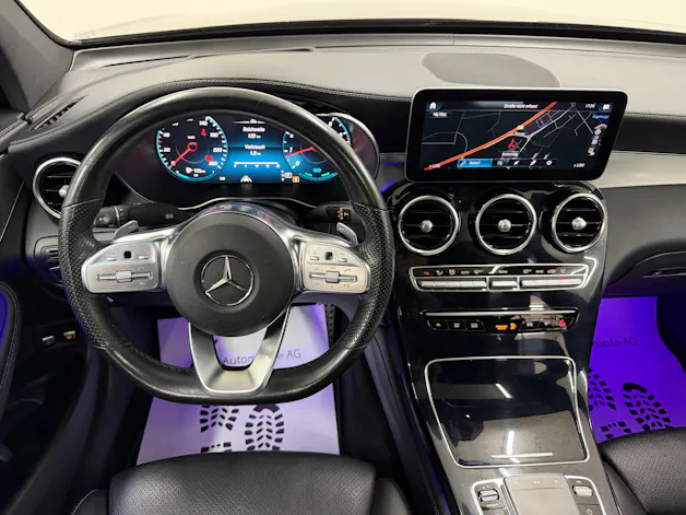 Mercedes-Benz GLC Coupé 300 AMG Line 258PS Obsidianschwarz 4Matic 9G-Tronic / Panoramadach / 360° Kamera / Leder / Head-Up-Display / Keyless /