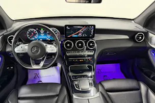 Mercedes-Benz GLC Coupé 300 AMG Line 258PS Obsidianschwarz 4Matic 9G-Tronic / Panoramadach / 360° Kamera / Leder / Head-Up-Display / Keyless /