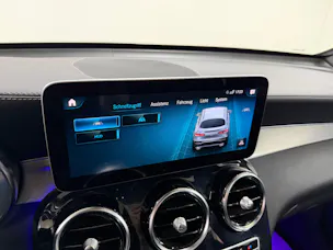 Mercedes-Benz GLC Coupé 300 AMG Line 258PS Obsidianschwarz 4Matic 9G-Tronic / Panoramadach / 360° Kamera / Leder / Head-Up-Display / Keyless /