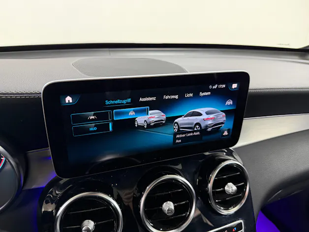 Mercedes-Benz GLC Coupé 300 AMG Line 258PS Obsidianschwarz 4Matic 9G-Tronic / Panoramadach / 360° Kamera / Leder / Head-Up-Display / Keyless /