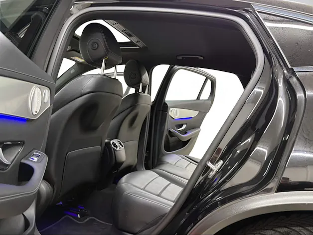 Mercedes-Benz GLC Coupé 300 AMG Line 258PS Obsidianschwarz 4Matic 9G-Tronic / Panoramadach / 360° Kamera / Leder / Head-Up-Display / Keyless /