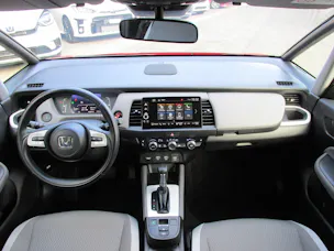 Honda Jazz 1.5i-MMD Crosstar Executive E-CVT
