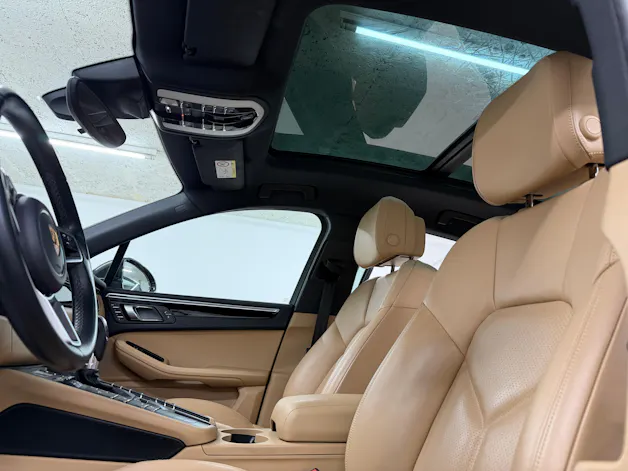 Porsche Macan S 3.0 V6 340PS (VOLCANO GREY) PDK / RF-Kamera / Leder / Panoramadach / Sitz/Lenkradheizung / PDLS /