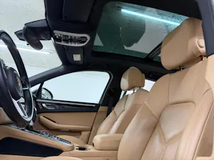 Porsche Macan S 3.0 V6 340PS (VOLCANO GREY) PDK / RF-Kamera / Leder / Panoramadach / Sitz/Lenkradheizung / PDLS /