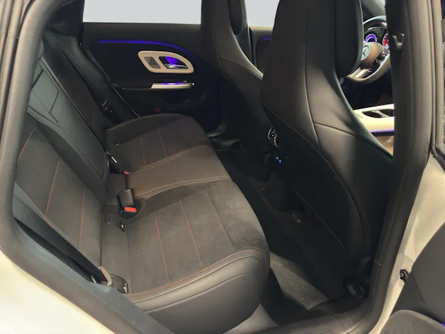 Mercedes-Benz CLA 350 AMG Line 4matic