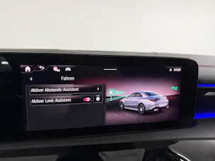 Mercedes-Benz CLA 35 AMG 4Matic DigitalWhite 8G-DCT / 360° Kamera / Panoramadach / Head-Up-Display / Keyless Go / Burmester / Night Paket /
