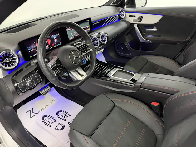 Mercedes-Benz CLA 35 AMG 4Matic DigitalWhite 8G-DCT / 360° Kamera / Panoramadach / Head-Up-Display / Keyless Go / Burmester / Night Paket /