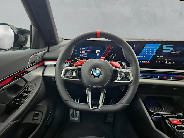 BMW M5 xDrive Touring