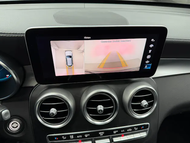 Mercedes-Benz GLC 300 d AMG Line Selenitgrey 245PS 4Matic 9G-Tronic / Panoramadach / 360° Kamera / Head-Up / Keyless Go /