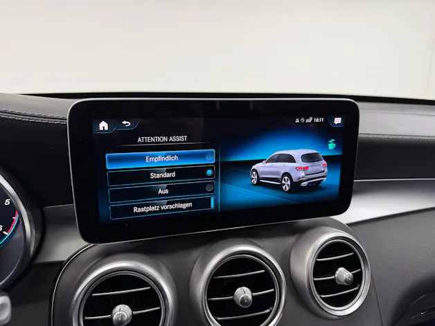 Mercedes-Benz GLC 300 d AMG Line Selenitgrey 245PS 4Matic 9G-Tronic / Panoramadach / 360° Kamera / Head-Up / Keyless Go /