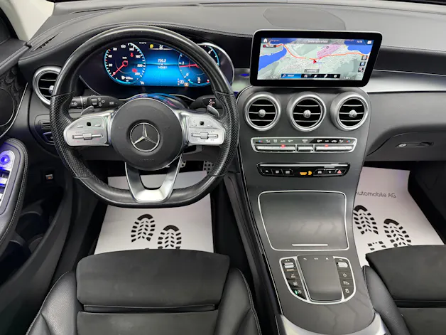 Mercedes-Benz GLC 300 d AMG Line Selenitgrey 245PS 4Matic 9G-Tronic / Panoramadach / 360° Kamera / Head-Up / Keyless Go /