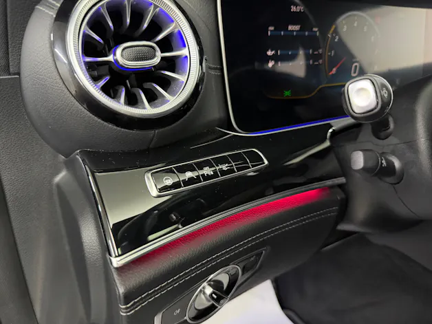 Mercedes-Benz AMG GT 4 43 4Matic+ obsidian black Speedshift TCT / Glasdach / 360° Kamera / Head-Up / Burmester / Night Paket /