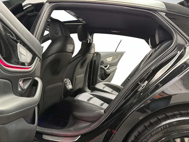 Mercedes-Benz AMG GT 4 43 4Matic+ obsidian black Speedshift TCT / Glasdach / 360° Kamera / Head-Up / Burmester / Night Paket /