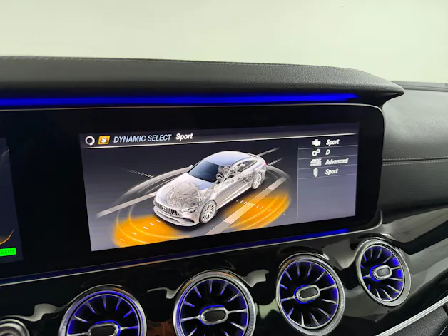 Mercedes-Benz AMG GT 4 43 4Matic+ obsidian black Speedshift TCT / Glasdach / 360° Kamera / Head-Up / Burmester / Night Paket /