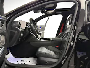 Mercedes-Benz C 43 AMG Obsidian Black 408PS 4Matic / RF-Kamera / Schiebedach / Leder / Keyless Go / Carbonpaket / Hinterachslenkung /