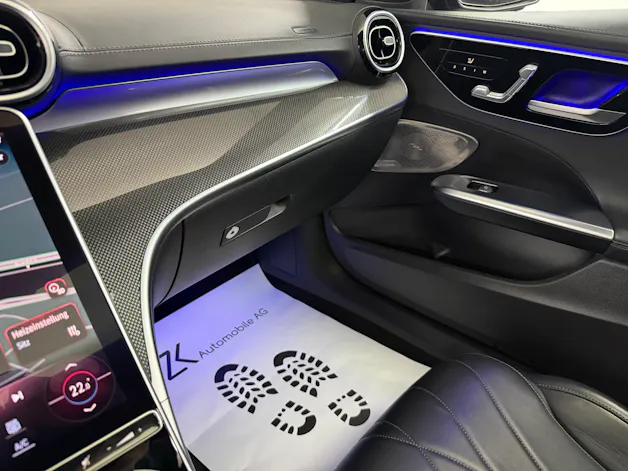 Mercedes-Benz C 43 AMG Obsidian Black 408PS 4Matic / RF-Kamera / Schiebedach / Leder / Keyless Go / Carbonpaket / Hinterachslenkung /
