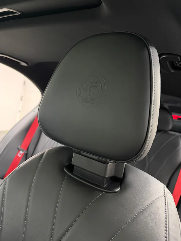 Mercedes-Benz C 43 AMG Obsidian Black 408PS 4Matic / RF-Kamera / Schiebedach / Leder / Keyless Go / Carbonpaket / Hinterachslenkung /