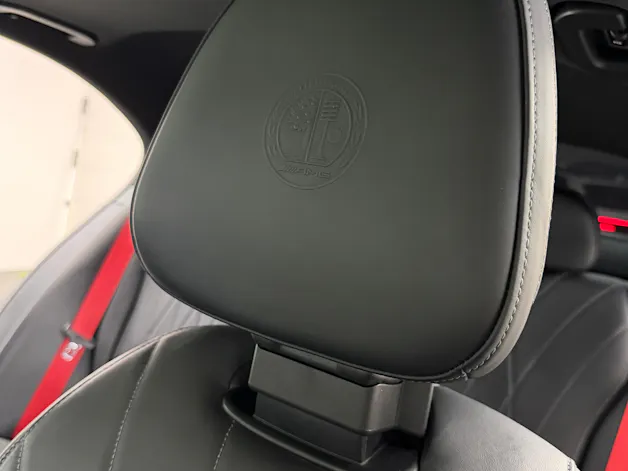 Mercedes-Benz C 43 AMG Obsidian Black 408PS 4Matic / RF-Kamera / Schiebedach / Leder / Keyless Go / Carbonpaket / Hinterachslenkung /