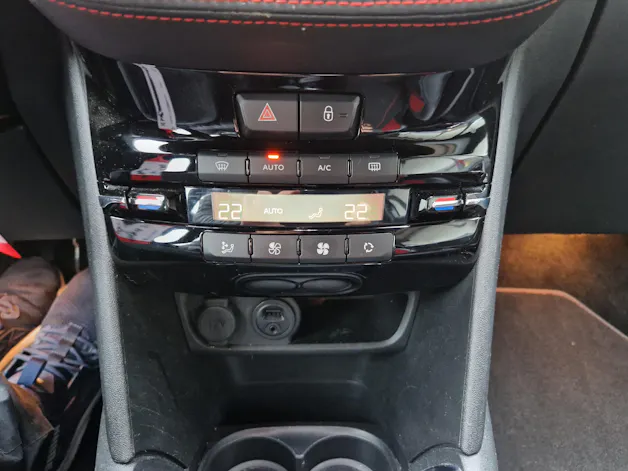 Peugeot 208 1.6 Turbo GTi