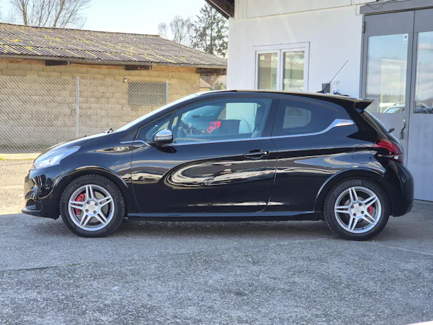 Peugeot 208 1.6 Turbo GTi