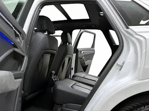 Audi Q3 40 TFSI S line 190PS Gletscherweiss quattro S-tronic / RF-Kamera / Panoramadach / Leder / Komfortschlüssel /