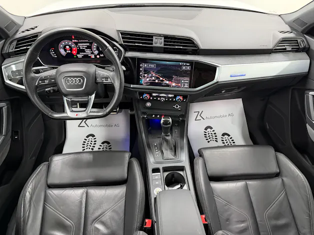 Audi Q3 40 TFSI S line 190PS Gletscherweiss quattro S-tronic / RF-Kamera / Panoramadach / Leder / Komfortschlüssel /